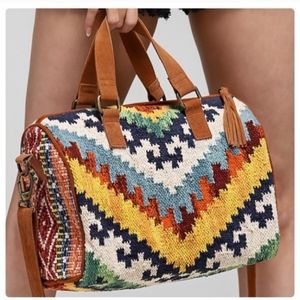 Ruggine Motif Ethnic Boston Bag